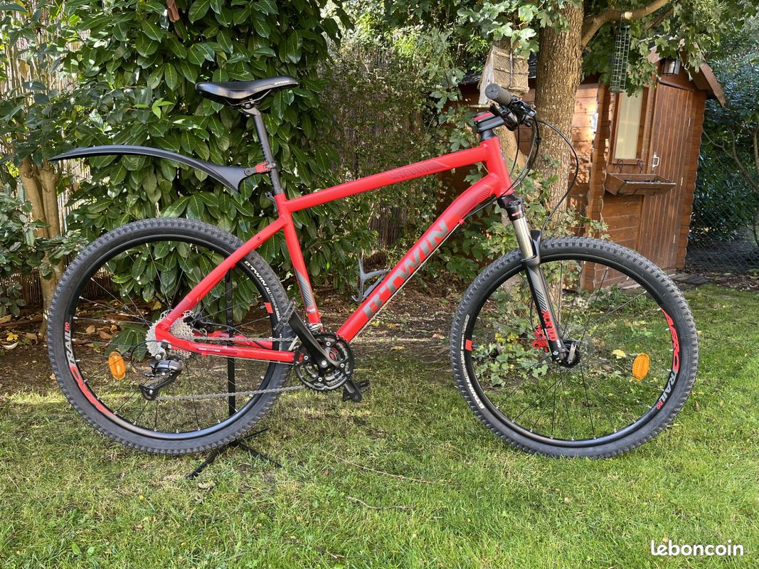 Très beau VTT Decathlon B'TWIN Rockrider 540 XL Vélos