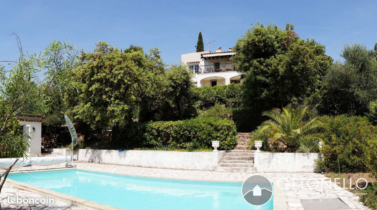 Maison 4 pièces 95 m² · à Roquebrune-sur-Argens · 95 m² · 495 000 €