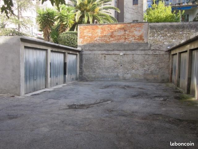 Parking Marseille · 135 €