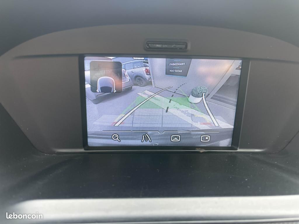 FORD KUGA 2.0 TDCi - 180 Powershift 4x4 Sport Platinium (image 21)