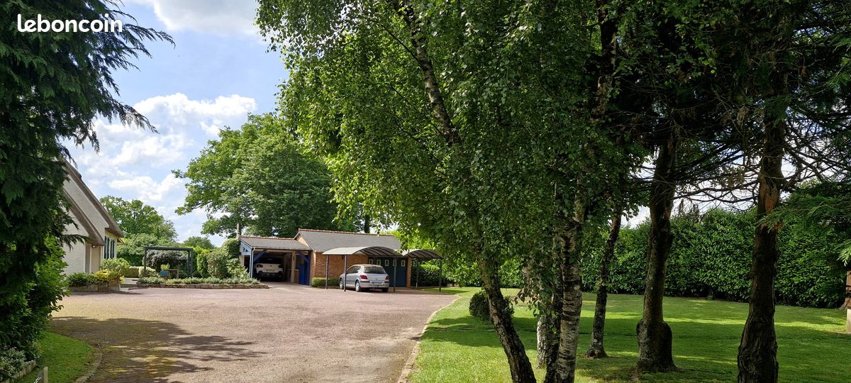 Maison 9 pièces 190 m² · à Lassy · 190 m² · 415 000 €