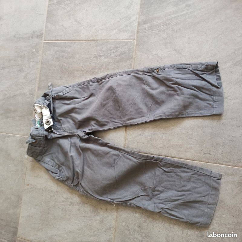 Pantalon pantacourt garçon 3 ans (image 1)