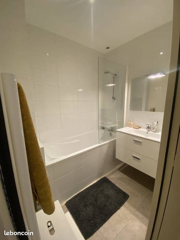 Appartement a louer bourgoin-jallieu - 3 pièce(s) - 59 m2 - Surfyn