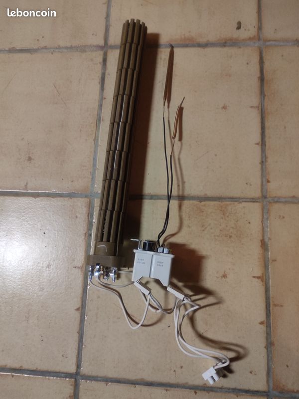 Résistance stéatite 3000w 400v tri + thermostat chauffe-eau (image 1)