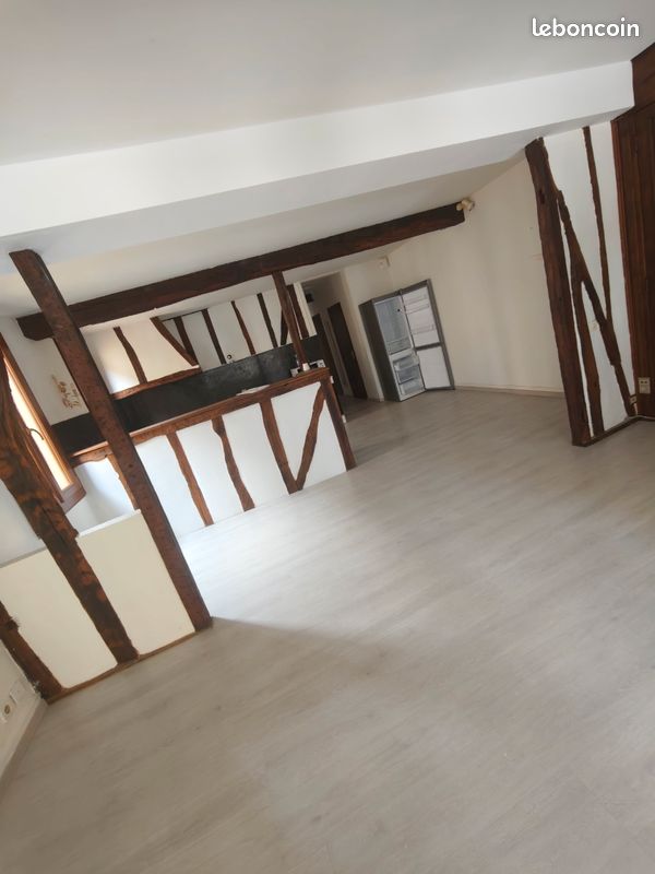 Appartement 4 pièces 120 m² · à Eauze · 120 m² · 750 €/mois
