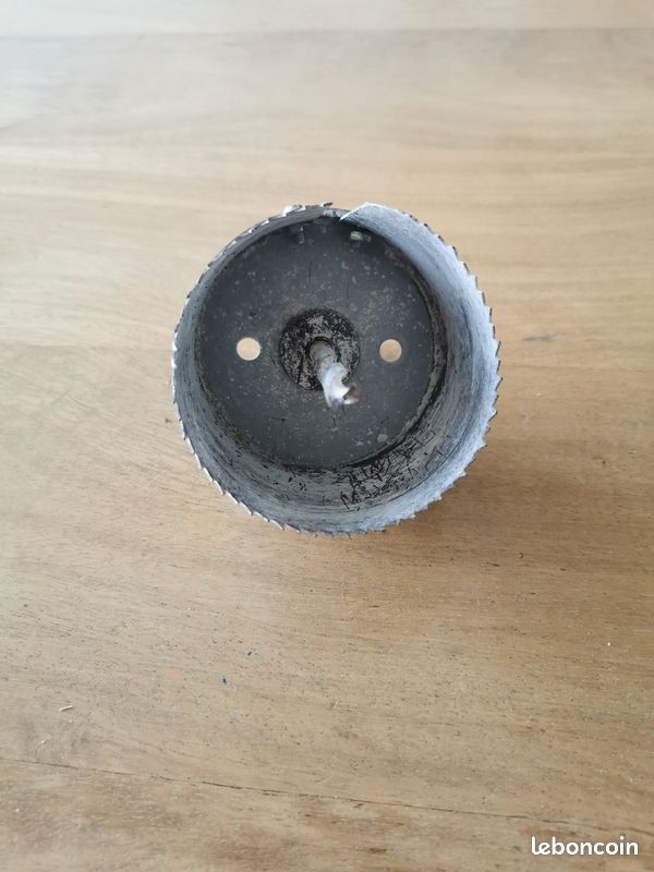 Scie cloche pour placo, diamètre 65mm,bon état (image 1)