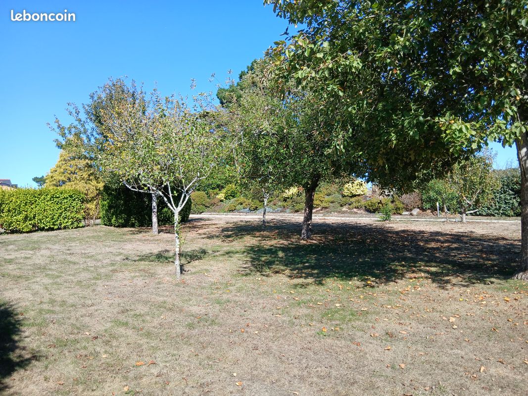 Terrain constructible. Beg Meil · à Fouesnant · 210 000 €