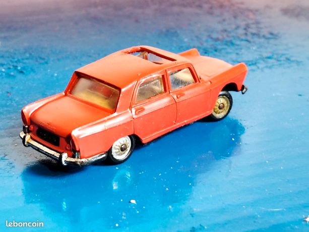 Miniature Norev Peugeot 404 Couleur Lavande - Échelle 1:43 - Occasion En Excellent état