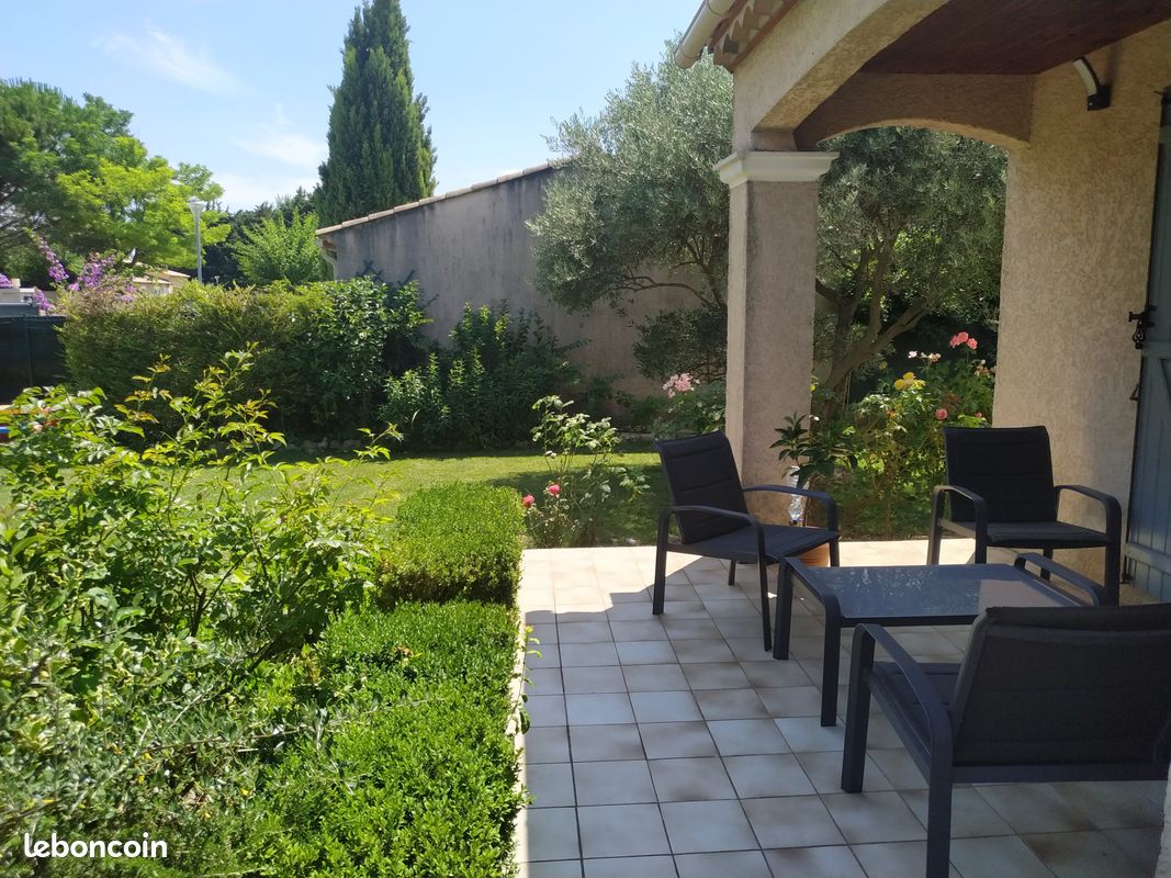 Maison avec grande piscine près de Nîmes (image 10)