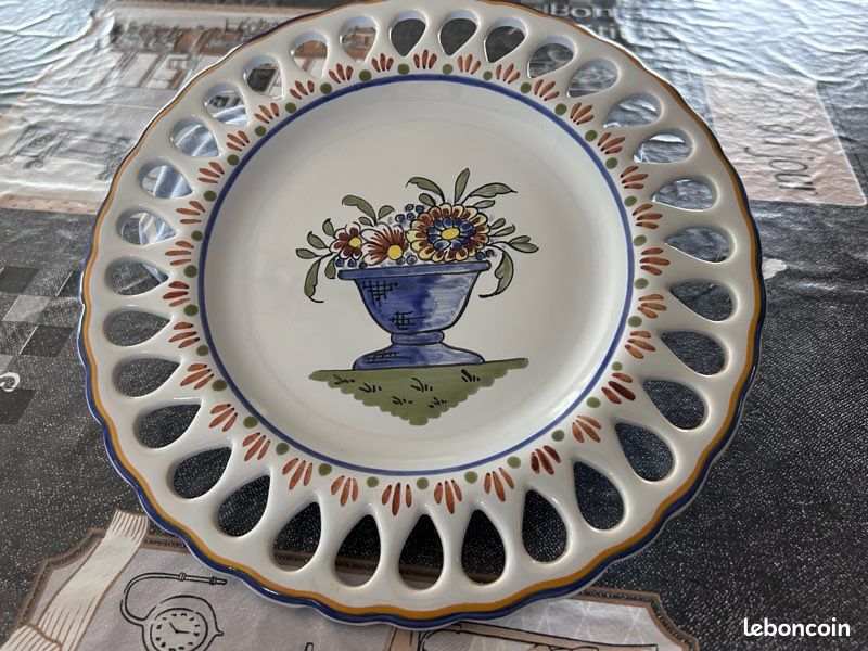 Assiettes décor vieux Rouen (image 3)