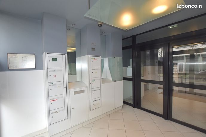 Appartement 4 pièces 97 m² — 18