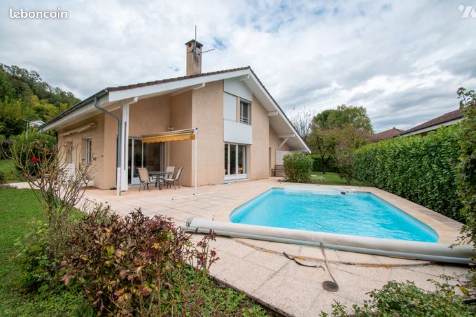 Villa 5 pièces 142 m²