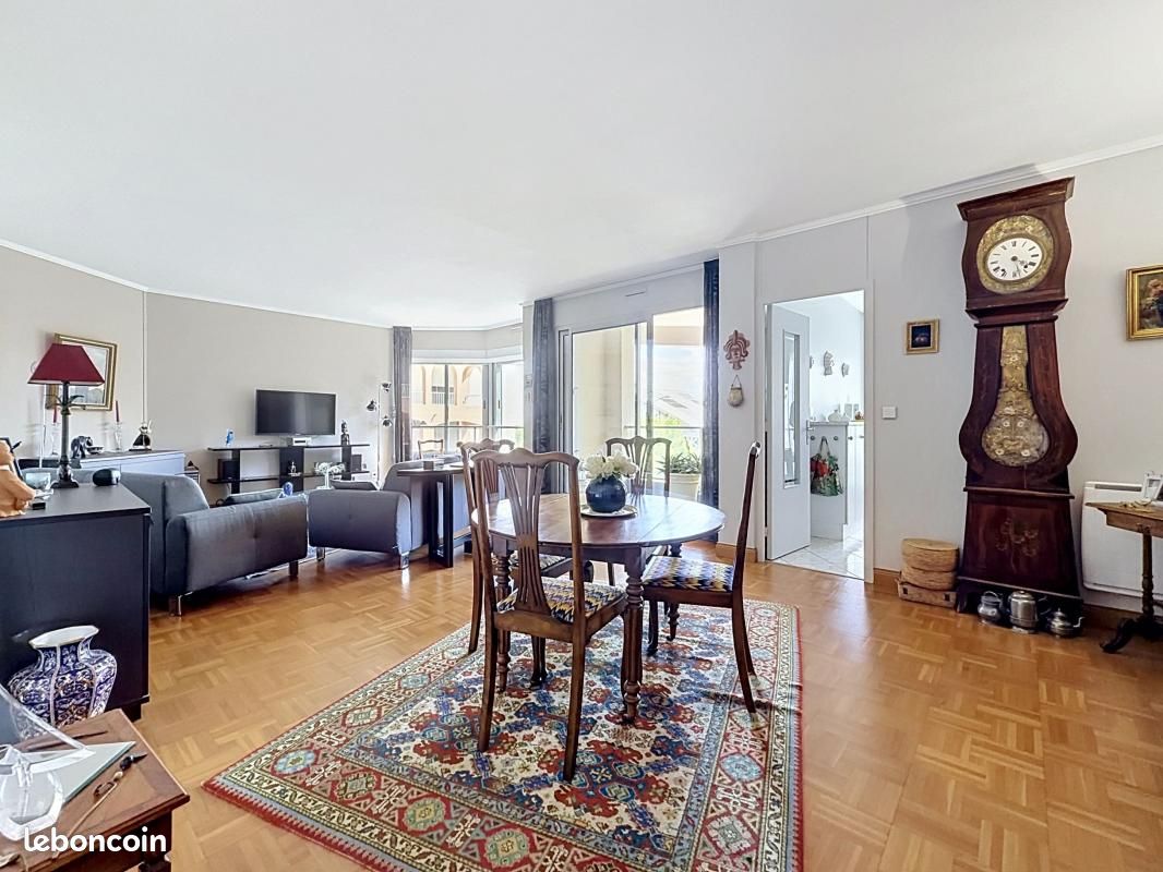 Appartement 3 pièces 82 m² · à La Rochelle · 82 m² · 474 750 €