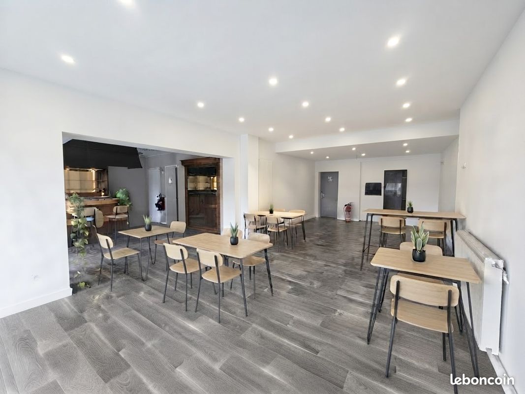 Immeuble 1500 m² · à Valenciennes · 1 500 m² · 145 000 €