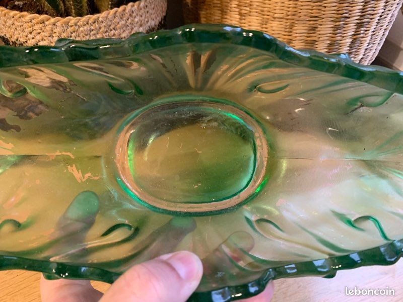 Coupe jardinière en verre moulé art nouveau décor végétal (image 5)