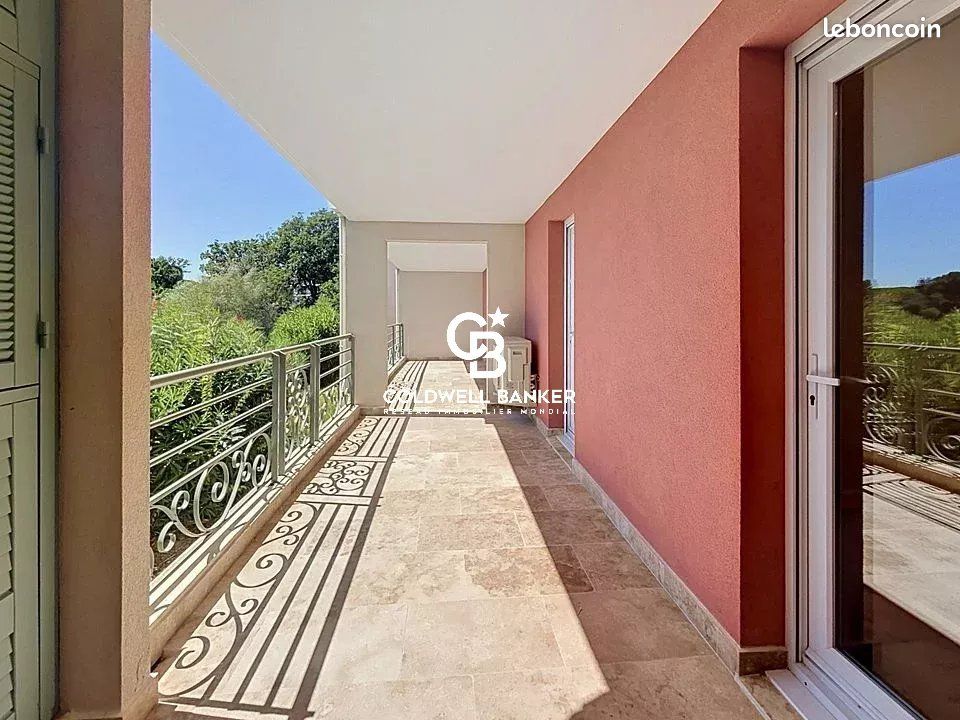 Appartement 3 pièces 72 m² · à Fréjus · 72 m² · 426 000 €