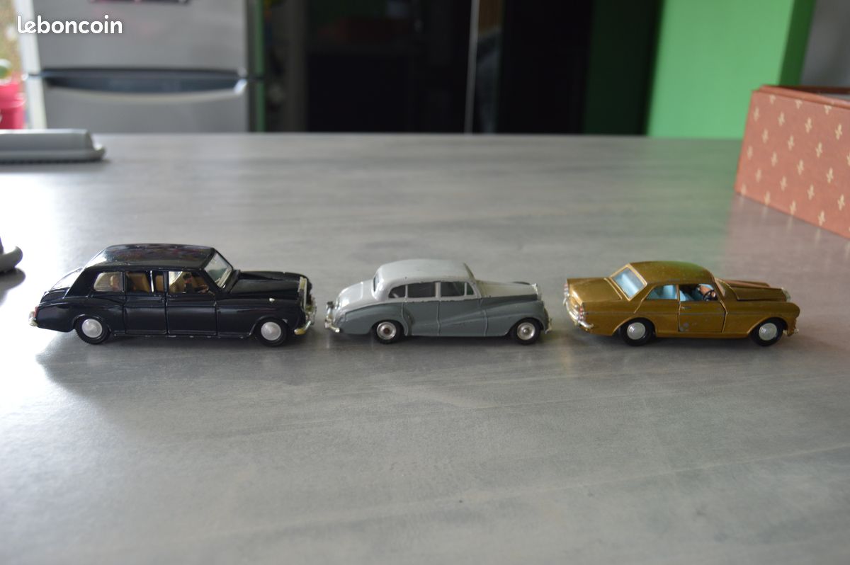 1/43 DINKY FRANCE 551 ROLLS-ROYCE SILVER WRAITH MIB 1/43 DINKY FRANCE 551 ROLLS-ROYCE SILVER WRAITH MIB
