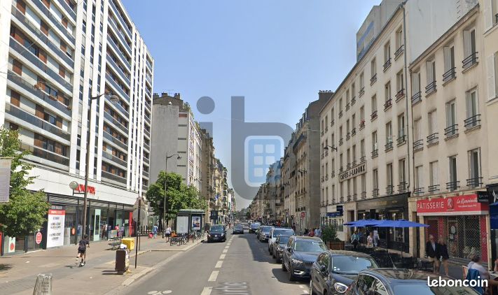 Boutique 15 m PARIS - Bureaux & Commerces
