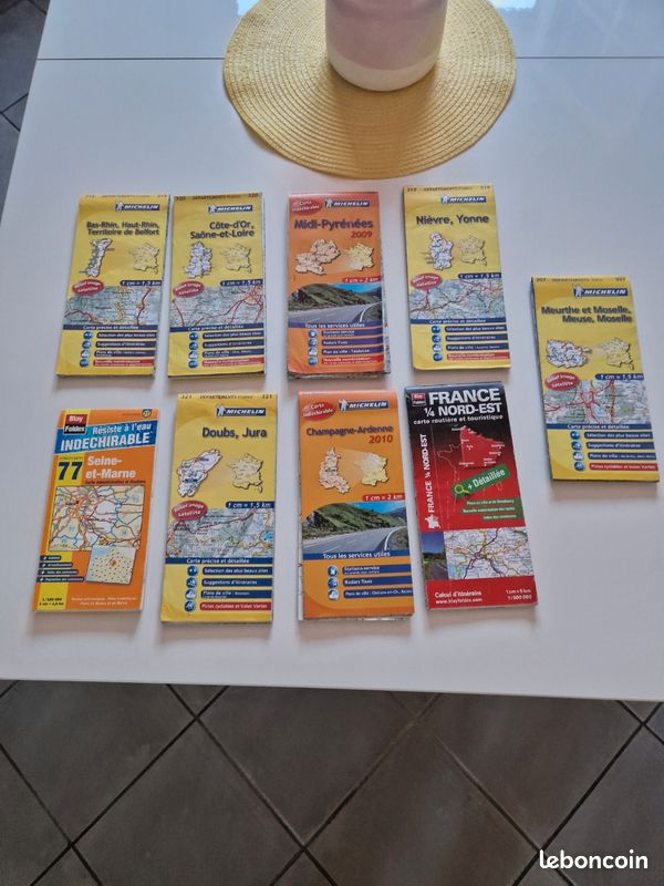 Lot de carte routière (image 1)