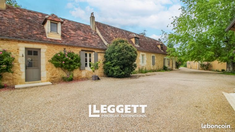 Maison 37 pièces 430 m²
