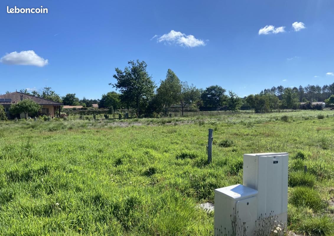 Terrain 632 m² Le Porge · 180 000 €