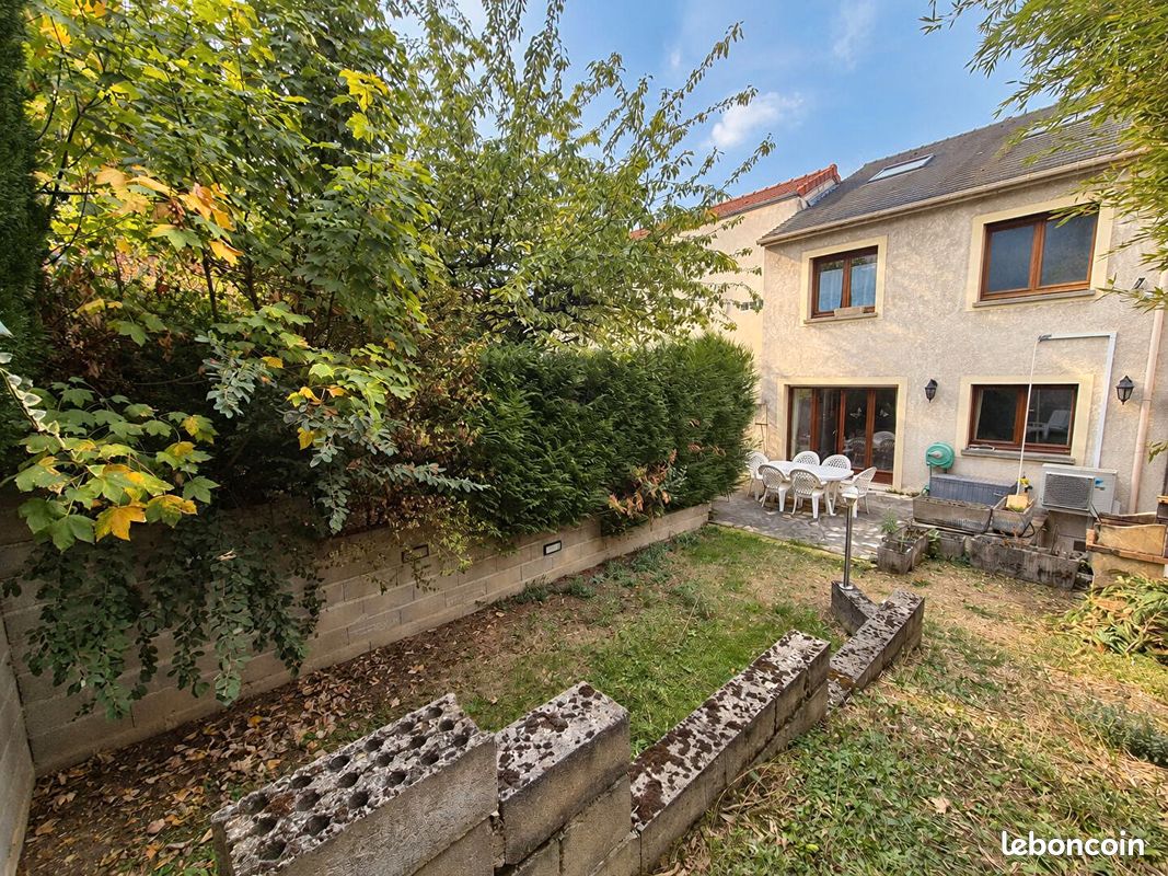 Maison 7 pièces 147 m² · à Fontenay-sous-Bois · 147 m² · 940 000 €