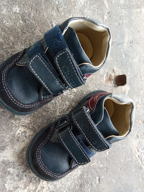 Chaussure bébé Chicco pointure 21 Chaussures