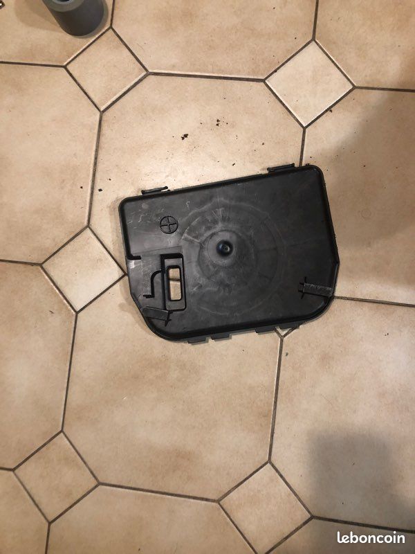 Cache ventilateur Mercedes slk (image 1)