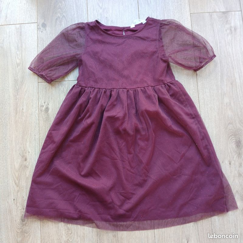 Robe en tulle fille ans H&M Elle est très bon état Vêtements