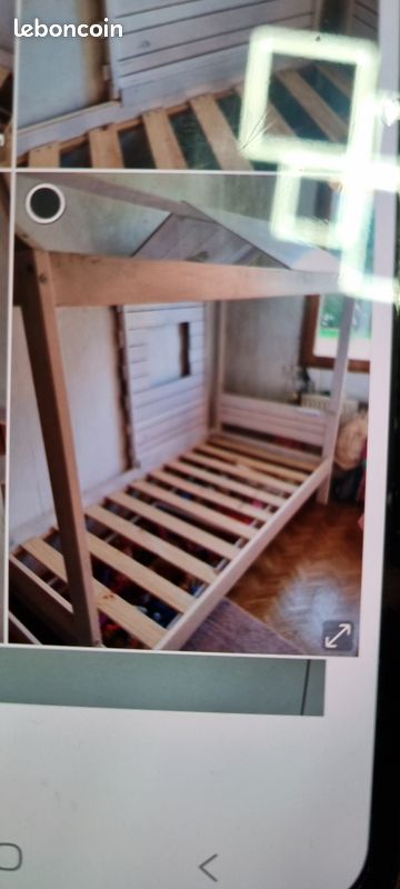 Lit cabane+matelas neuf+chevet (image 2)