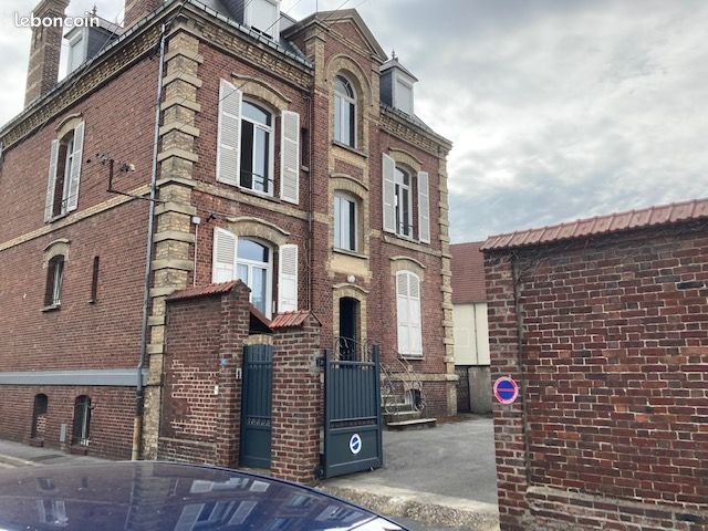 Appartement 4 pièces 82 m² · à Beauvais · 82 m² · 890 €