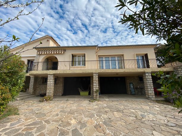Vue Exceptionnelle Villa de 182 m2 Habitables