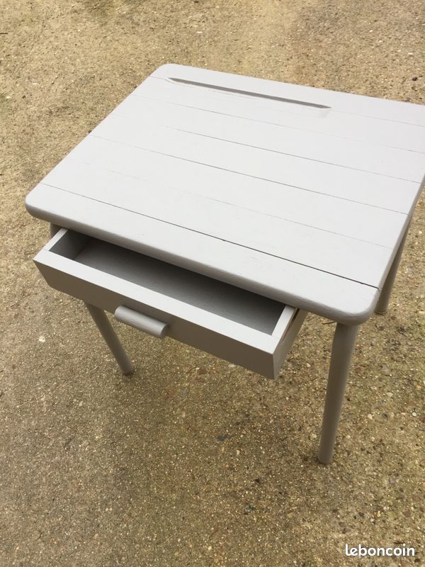 Chaise enfant et table avec tiroir (image 2)