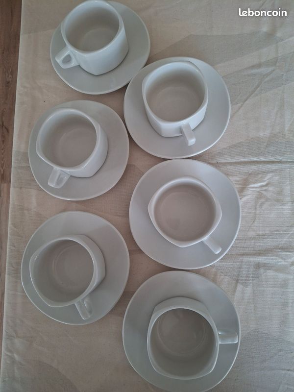6 tasses et soucoupes (image 3)
