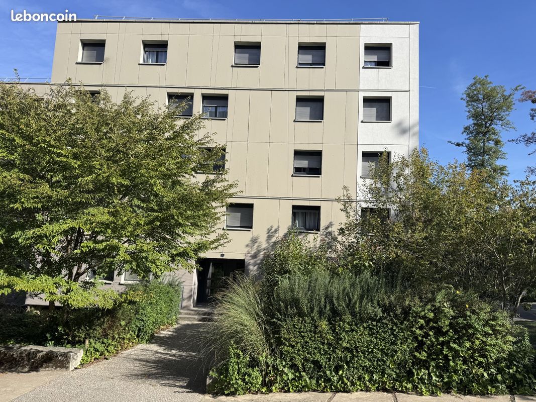 Appartement 3 pièces 64 m² · à Belley · 64 m² · 574 €/mois