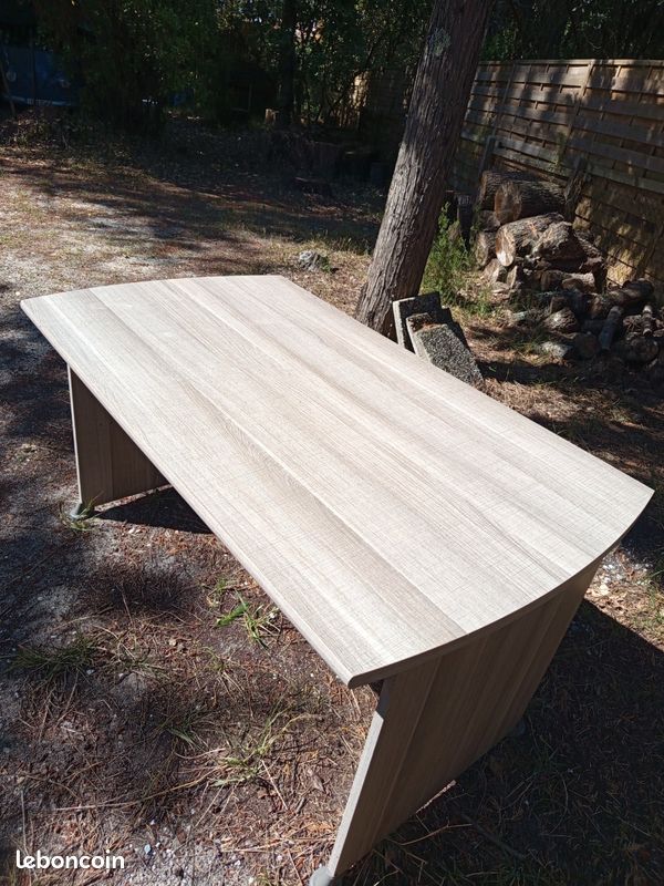 Bureau (image 3)