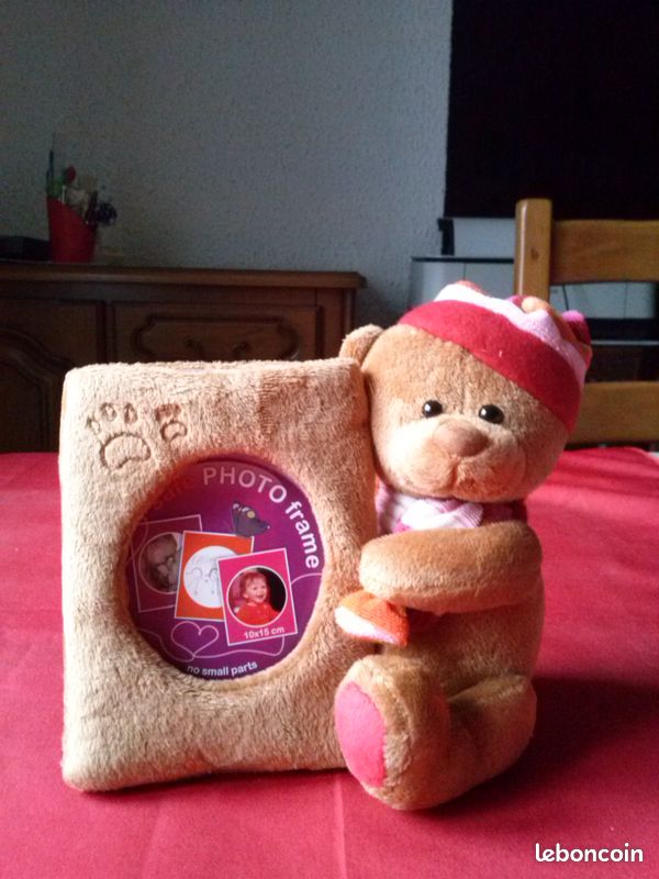 Peluche ours avec bonnet et cadre photo neuf (image 1)