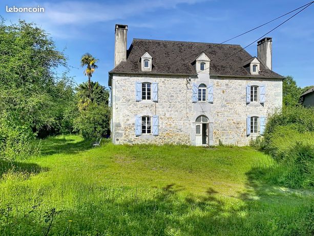 Maison 6 pièces 243 m²