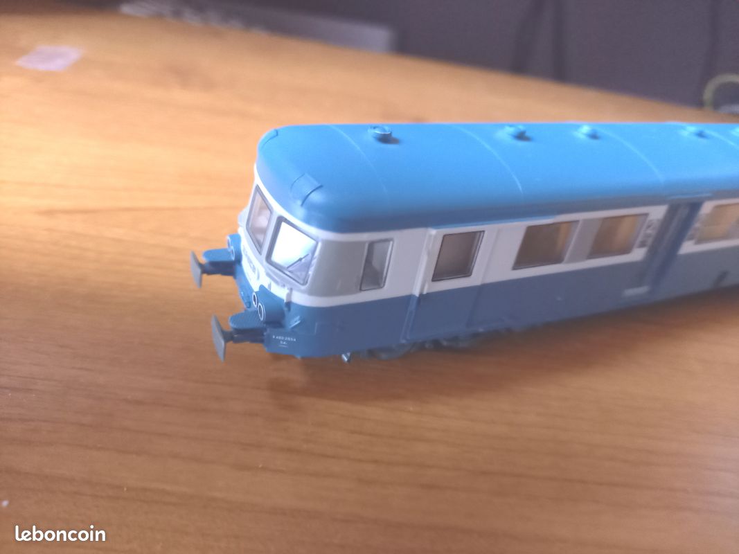 AUTORAIL X 2857 de ROCO analogue neuf 1/87 HO bleu-crème Roco 43077 EUR 252,00 - FR
