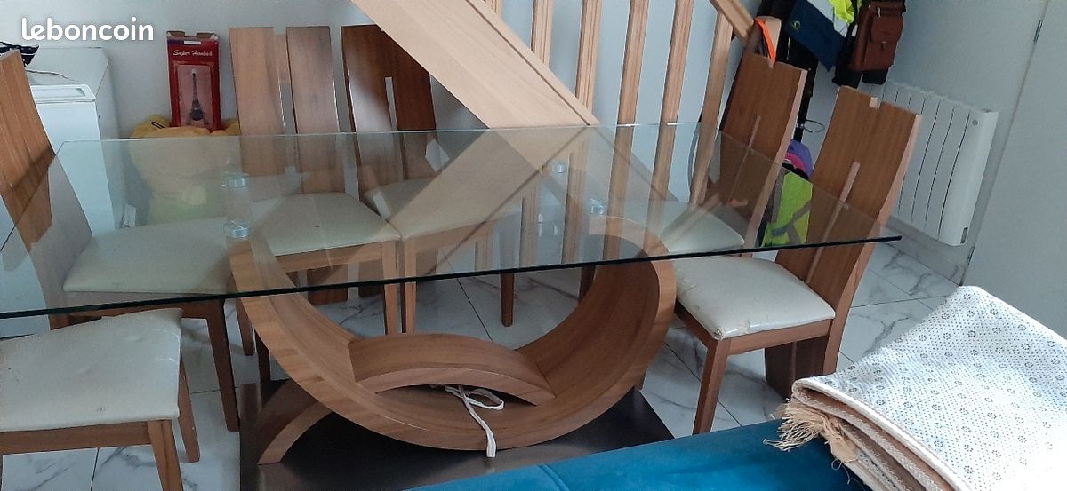 Table à manger en verre (image 2)