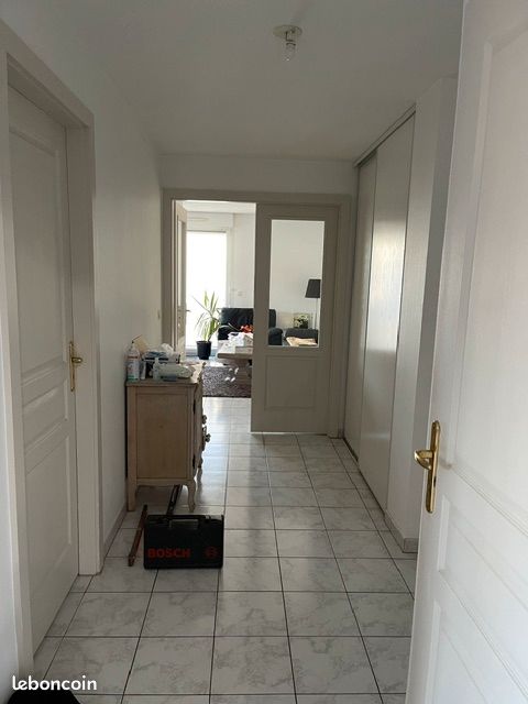 Appartement 3 pièces 65 m² · à Oberhausbergen · 64,7 m² · 990 €