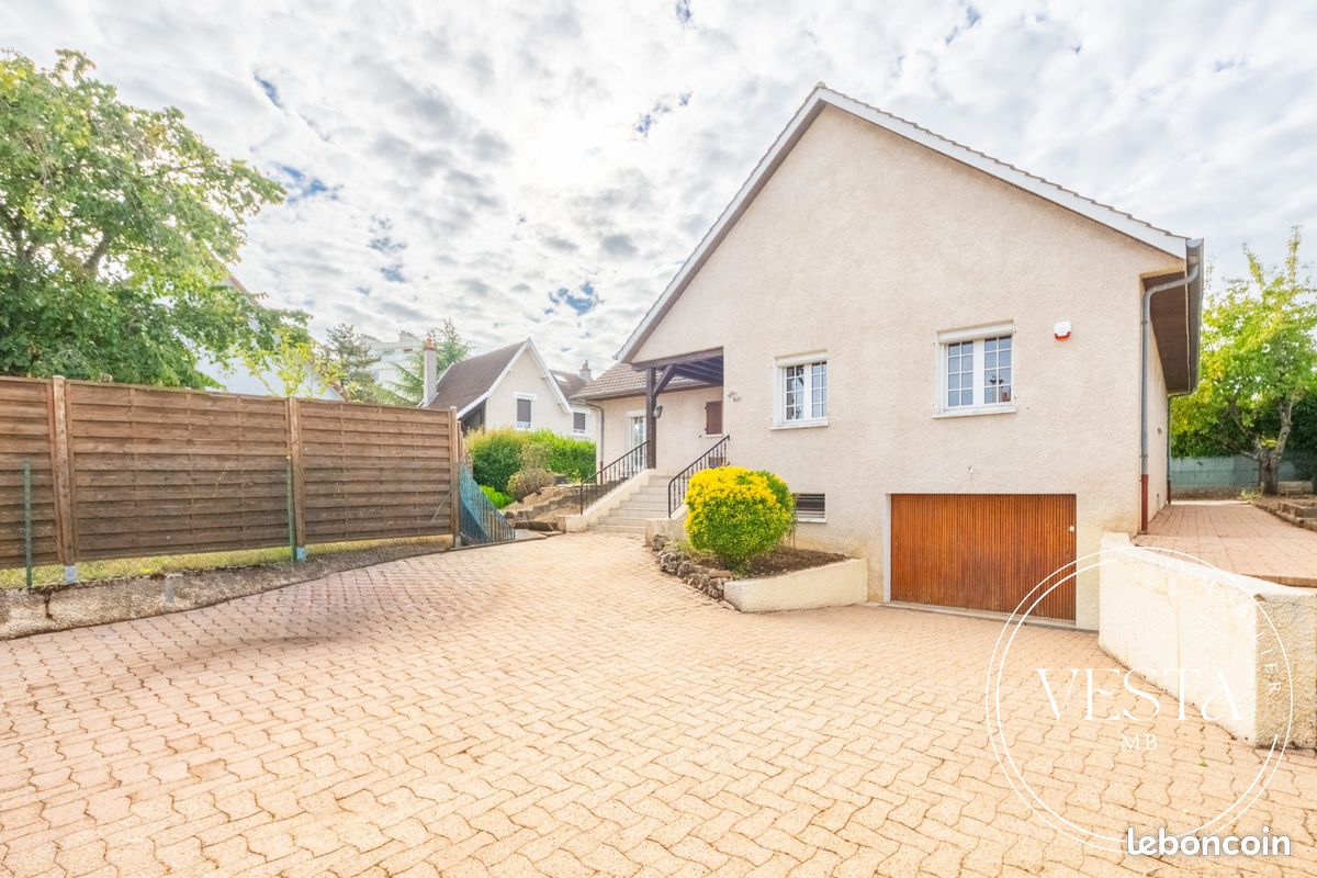 Maison 5 pièces 130 m² · à Talant · 130 m² · 468 000 €