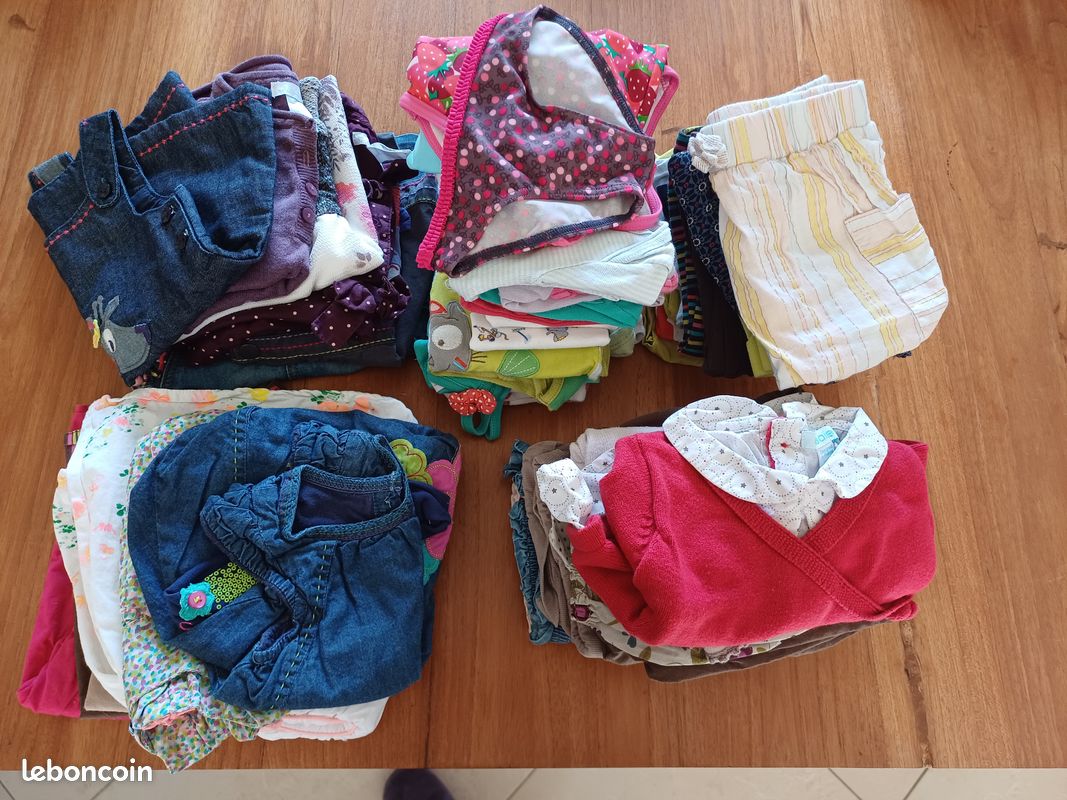 Lot de 56 vêtements bébé fille 6 mois (image 2)