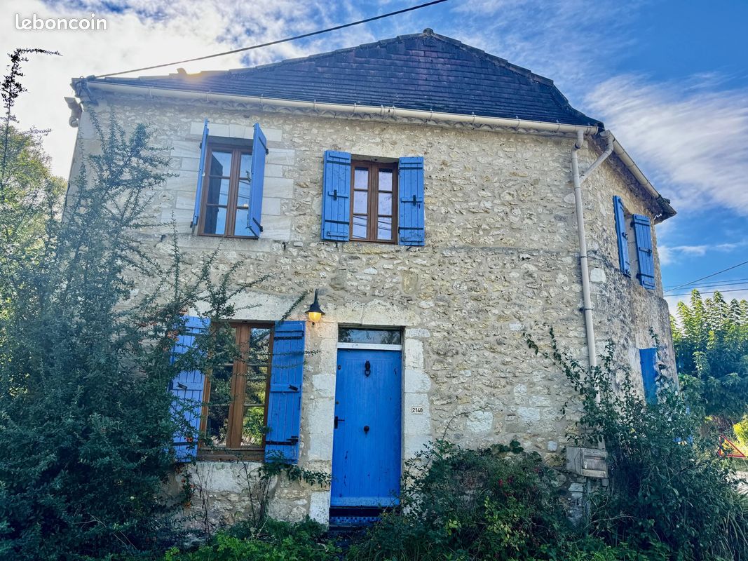Maison 5 pièces 145 m² · à Lauzun · 145 m² · 130 000 €