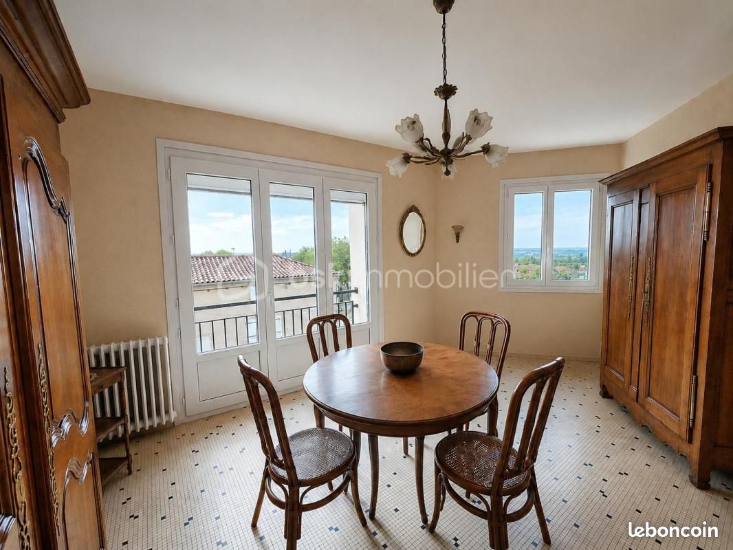 Appartement 2 pièces 58 m² · à Bressuire · 58 m² · 71 500 €