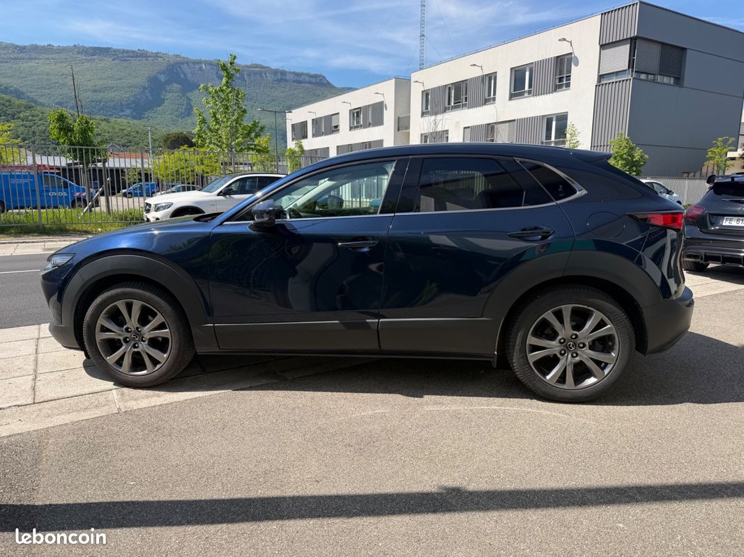 MAZDA CX-30 2.0L SKYACTIV-X M Hybrid 180 ch 4x2 BVA6 Exclusive / Camèra 360 / Toit ouvrant / Bose (image 4)