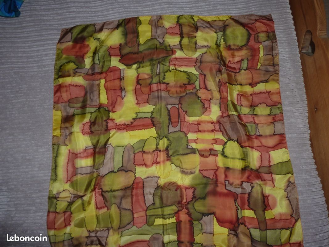Foulard en soie (image 4)