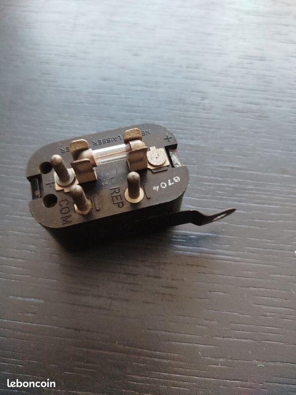 Relais centrale clignotante cartier 12v 2l 30/36w citroen ds dyane ami 8 2cv (image 2)