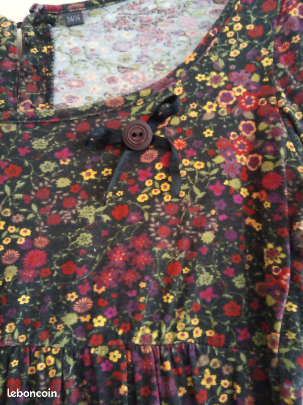 Robe courte en jersey fleuri taille 34/36 (image 5)