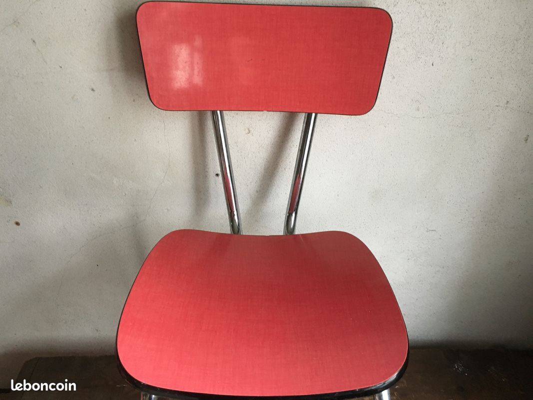 Ancienne chaise en formica rouge / Ameublement / Déco (image 3)
